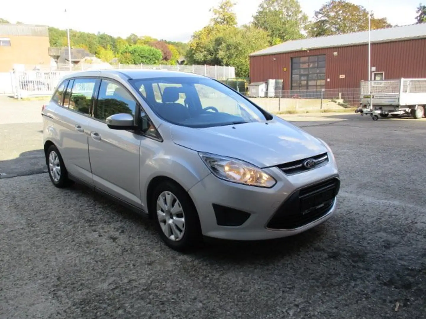Ford Grand C-Max 2.0 TDCi Trend 7 SITZER Plateado - 2
