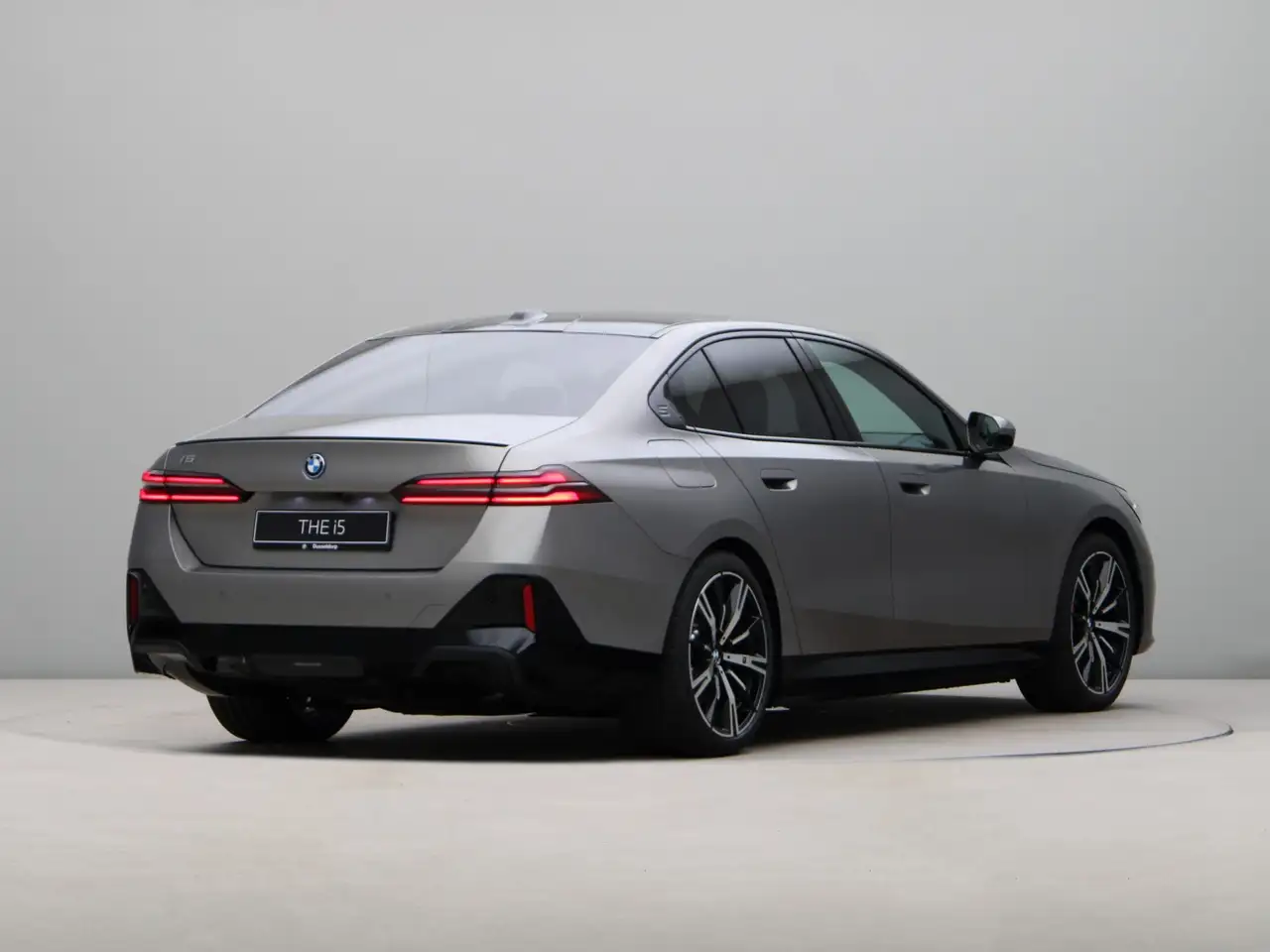 BMW i5 2026