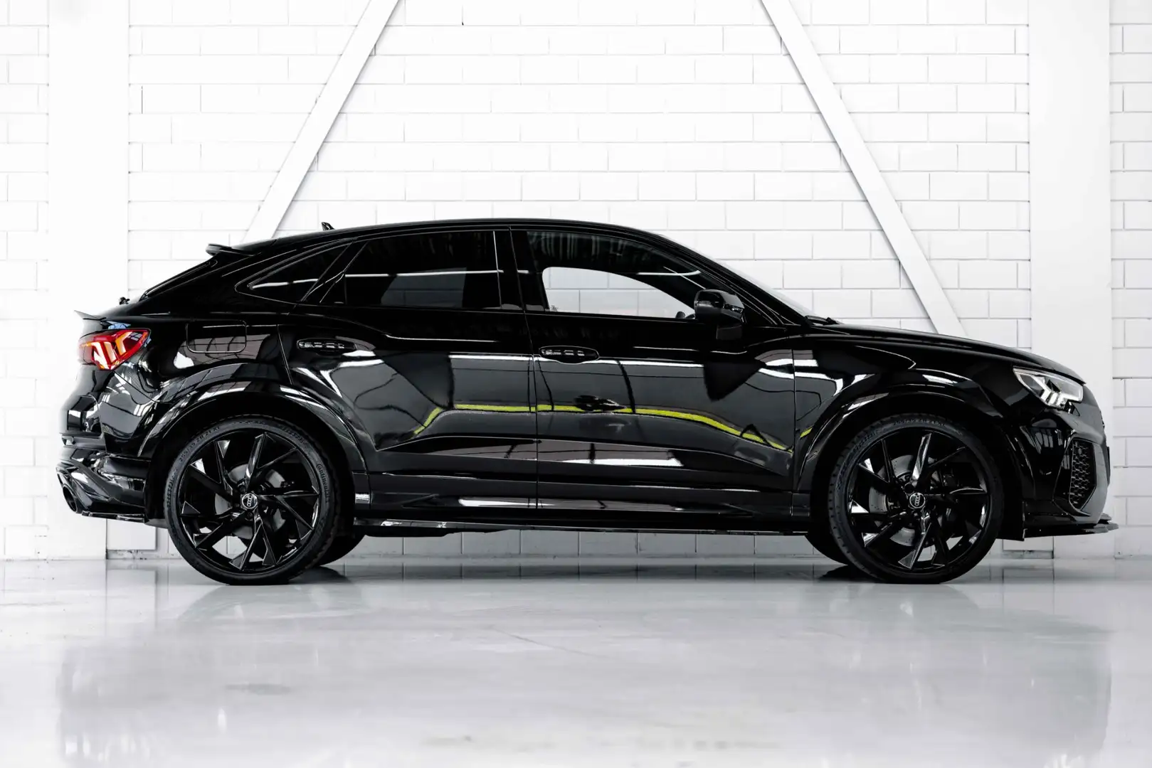 Audi RS Q3 Sportback TFSI Noir - 2