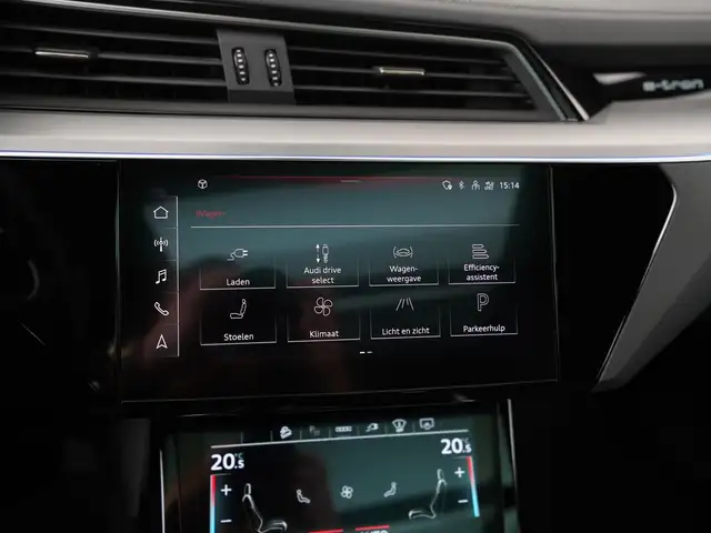 Audi E-Tron view 21