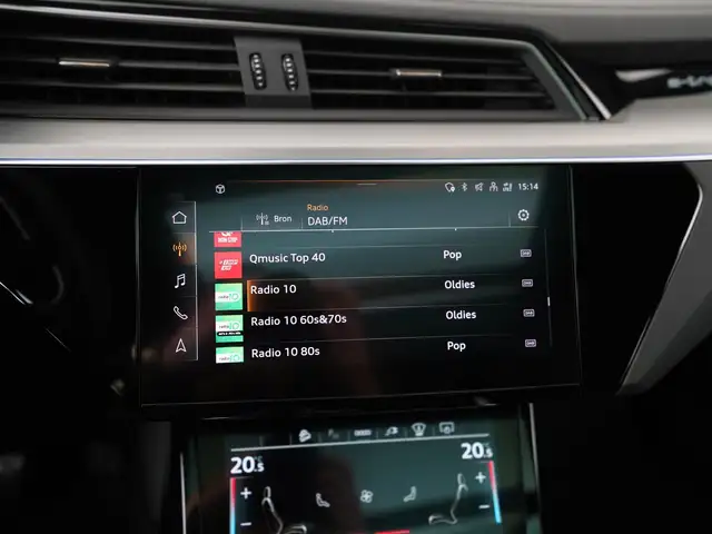 Audi E-Tron view 17