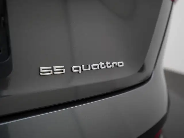 Audi E-Tron view 30