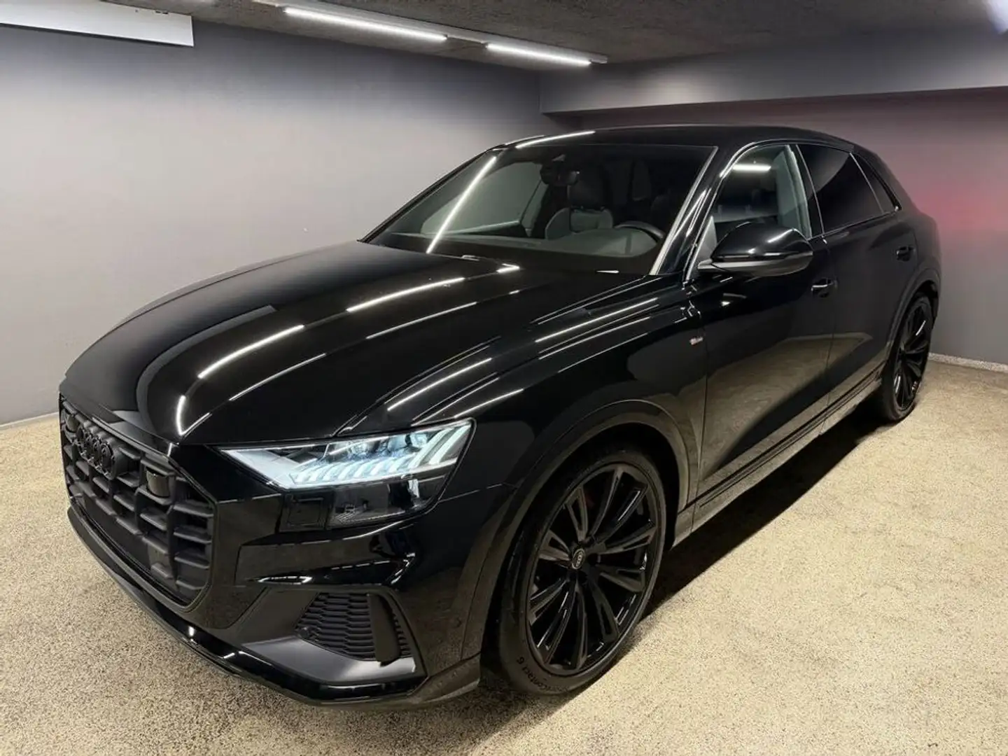 Audi Q8 50 TDI quattro S-Line ACC RESERVIERT Schwarz - 2