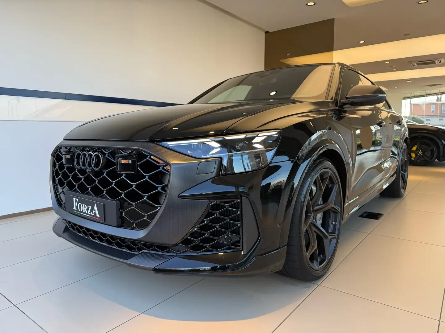 Audi RS Q8 Performance Quattro Tiptronic 640hp Fekete - 1