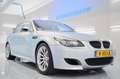 BMW M5 5.0L V10 507 PK SMG Aut. Gris - thumbnail 1