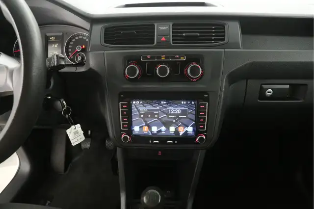 Volkswagen Caddy view 11