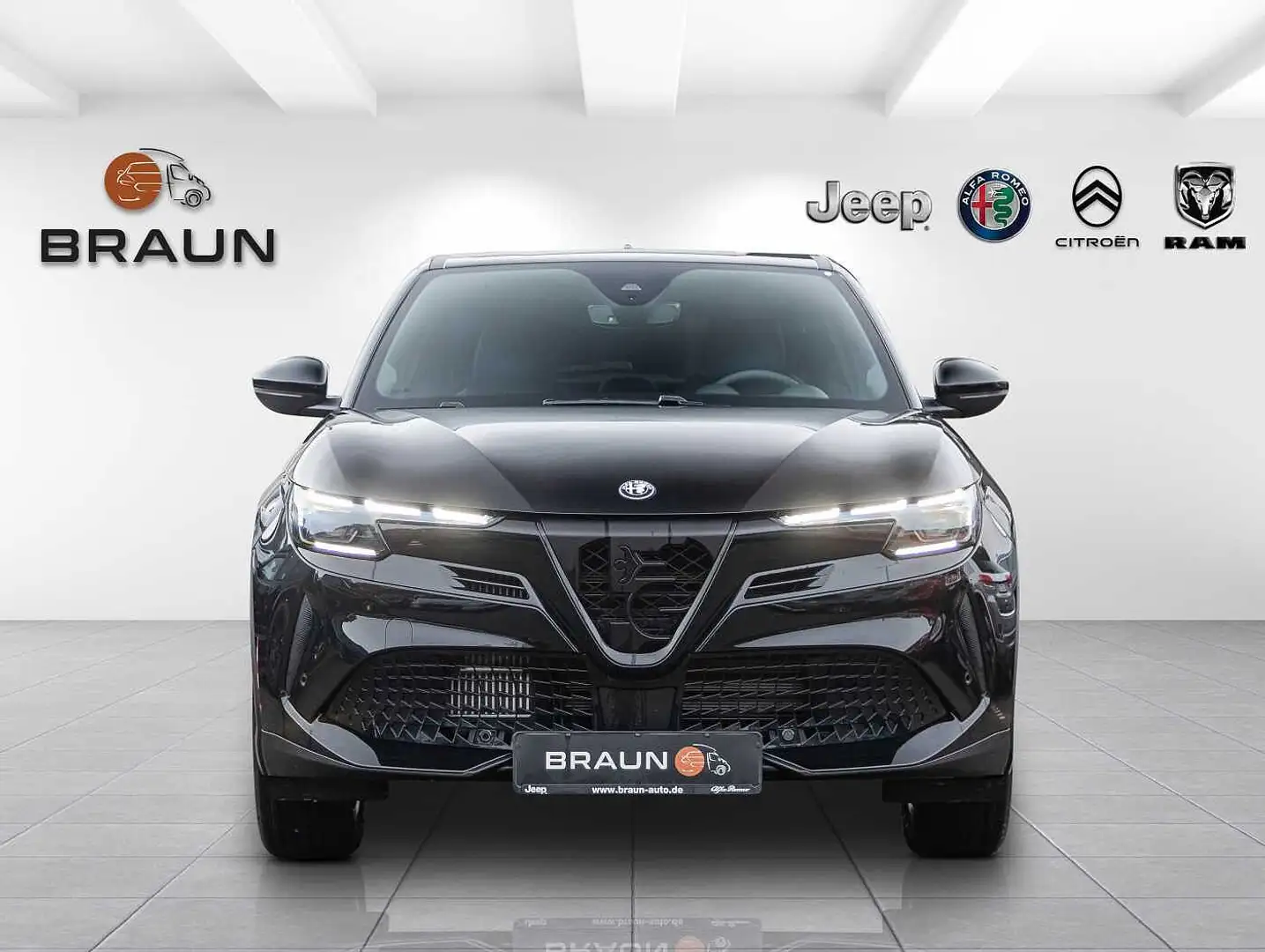 Alfa Romeo Junior Ibrida Speciale Black - 2