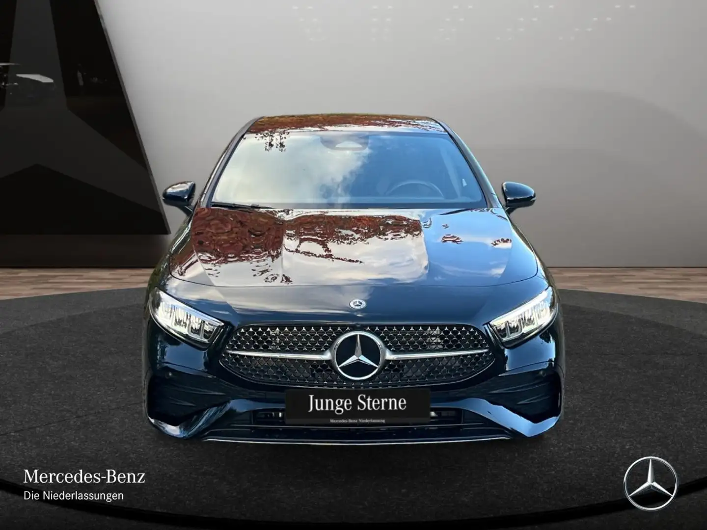 Mercedes-Benz A 200 AMG+LED+KAMERA+TOTW+KEYLESS+7G Schwarz - 2