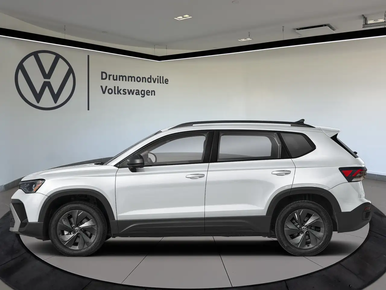 Volkswagen Taos снимка Volkswagen Taos