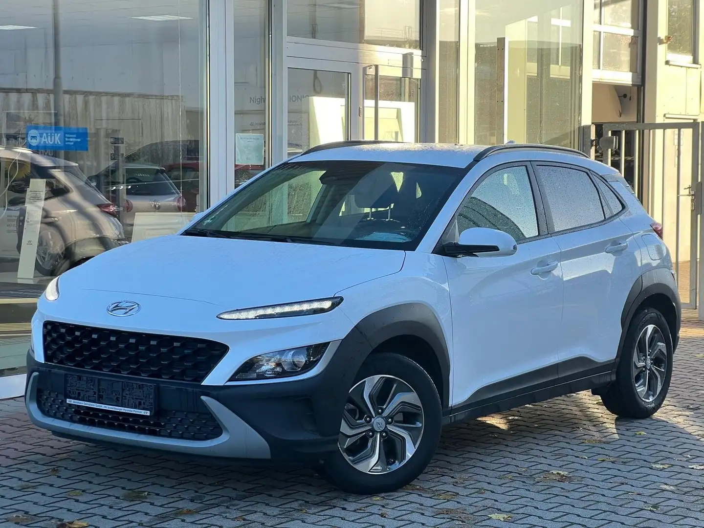 Hyundai KONA Edition 30 Hybrid 2WD *Kamera*Sitzhzg*Apple Car Blanc - 1