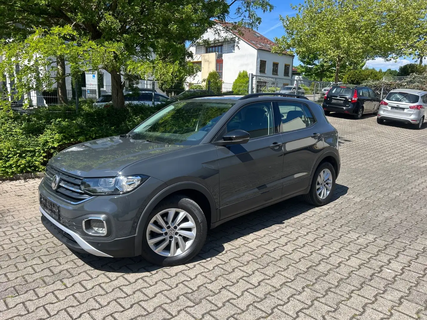 Volkswagen T-Cross 1.0 TSI Gris - 1