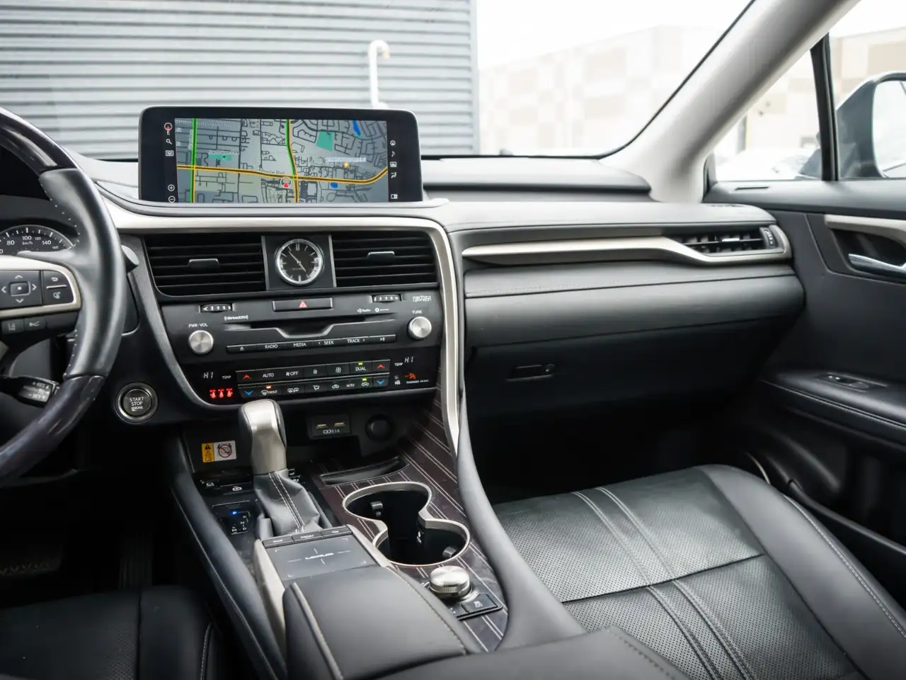 Lexus RX photo Lexus RX