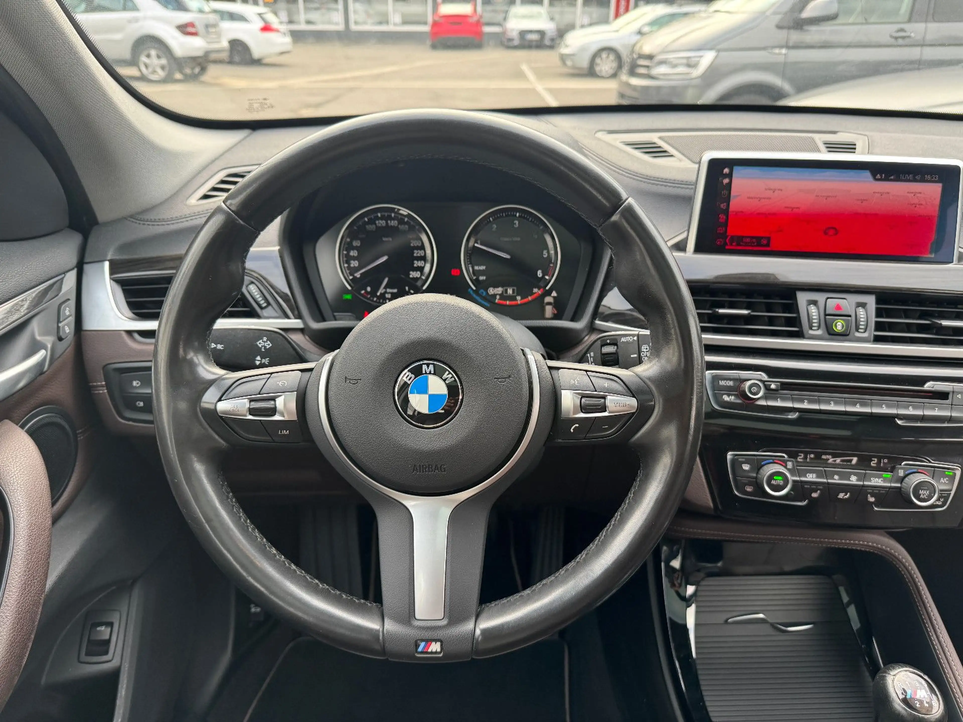 BMW X1 xDrive18d Sport Line Navi LED Leder AHK HiFi — photo 12