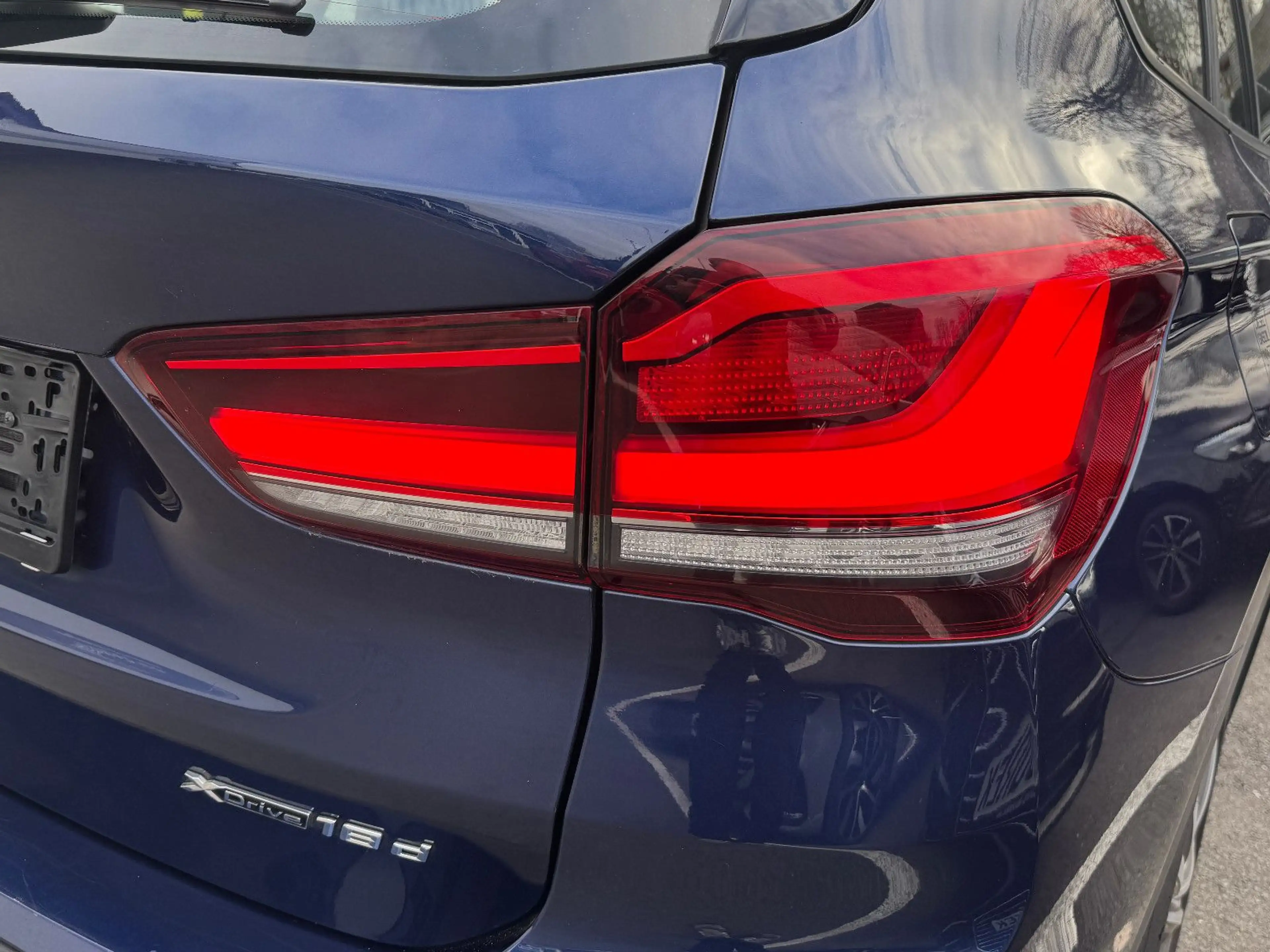 BMW X1 xDrive18d Sport Line Navi LED Leder AHK HiFi — photo 8