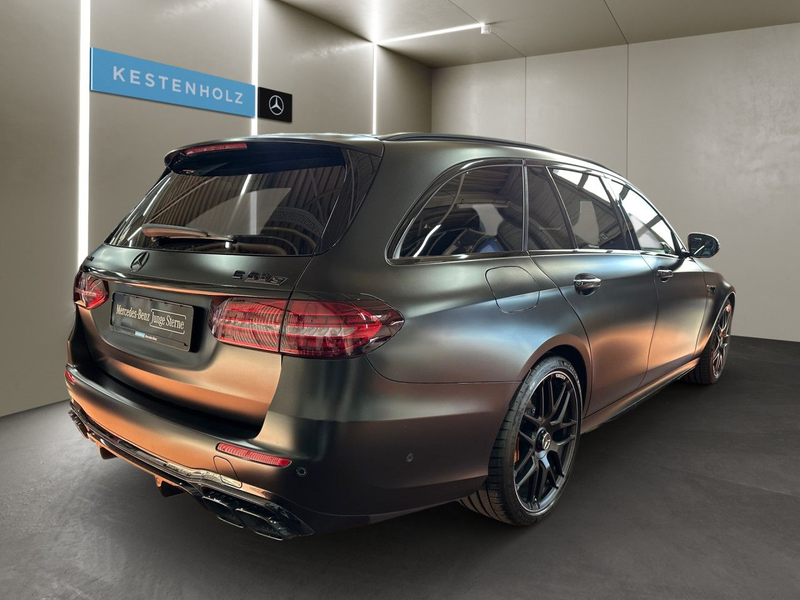 Mercedes-Benz E 63 AMG S T 4M Keramik Driversp Perf-Abgas Airmat — photo 4