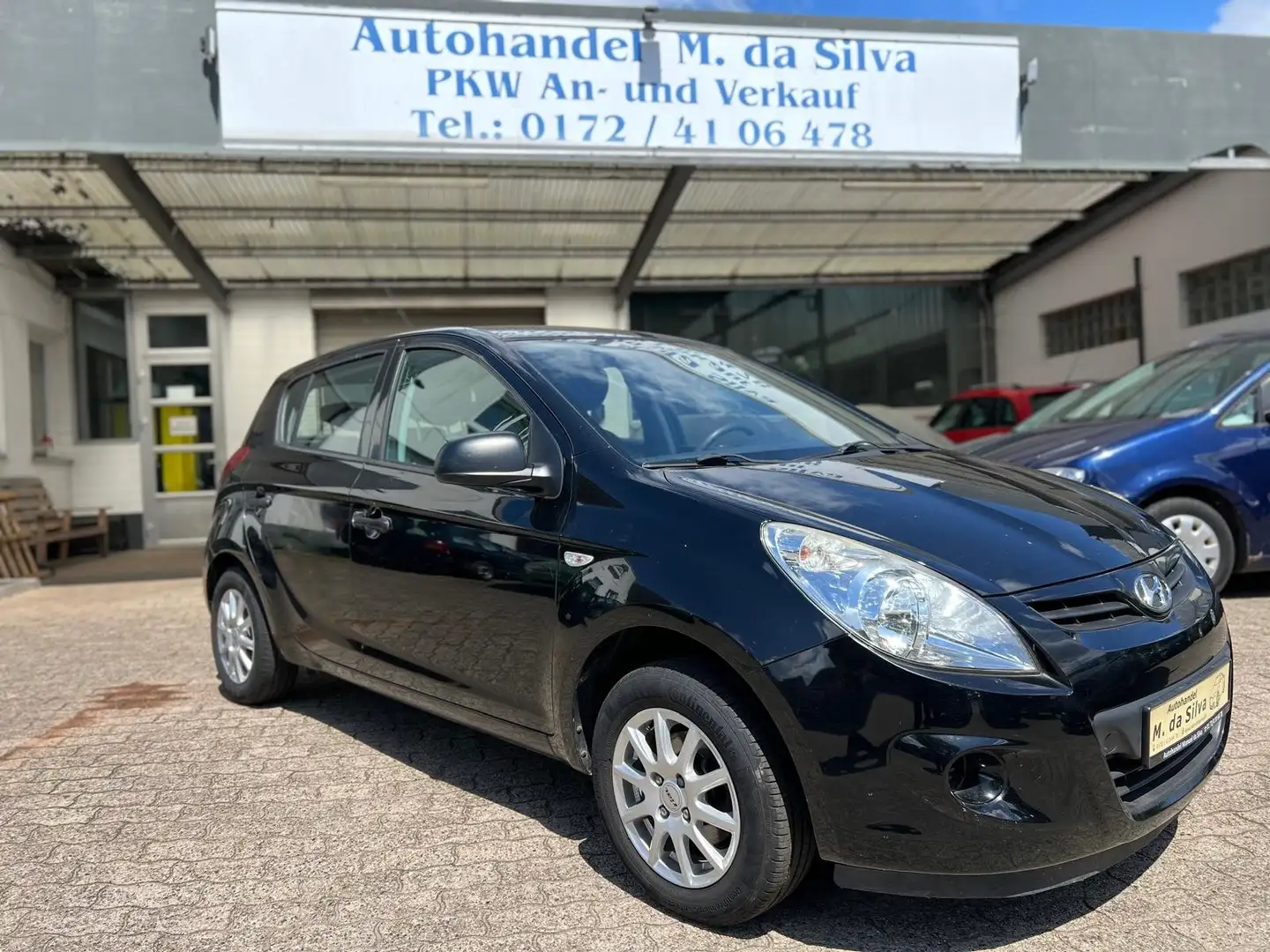 Hyundai i20 *TÜV 10/26*Klima*Alu*ZV*2. Hand* Schwarz - 1