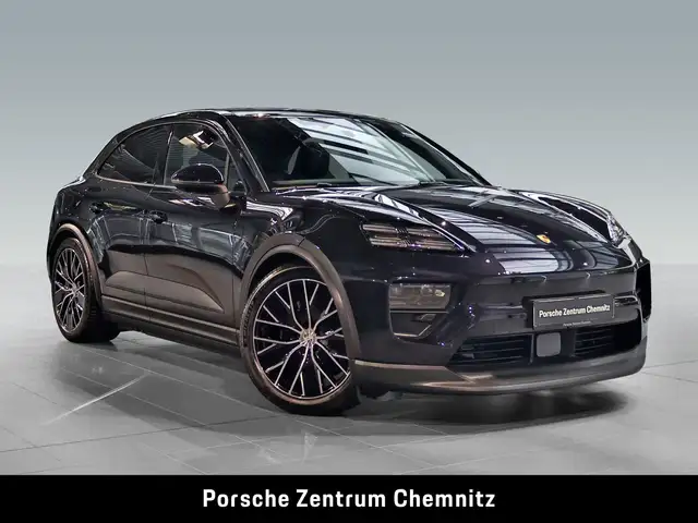 Porsche Macan view 9