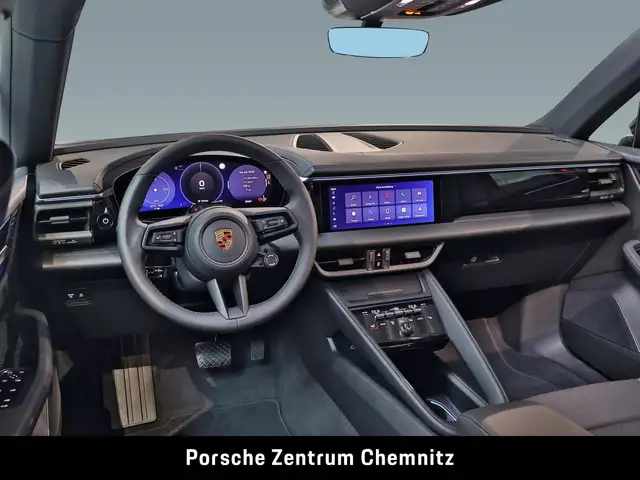 Porsche Macan view 7