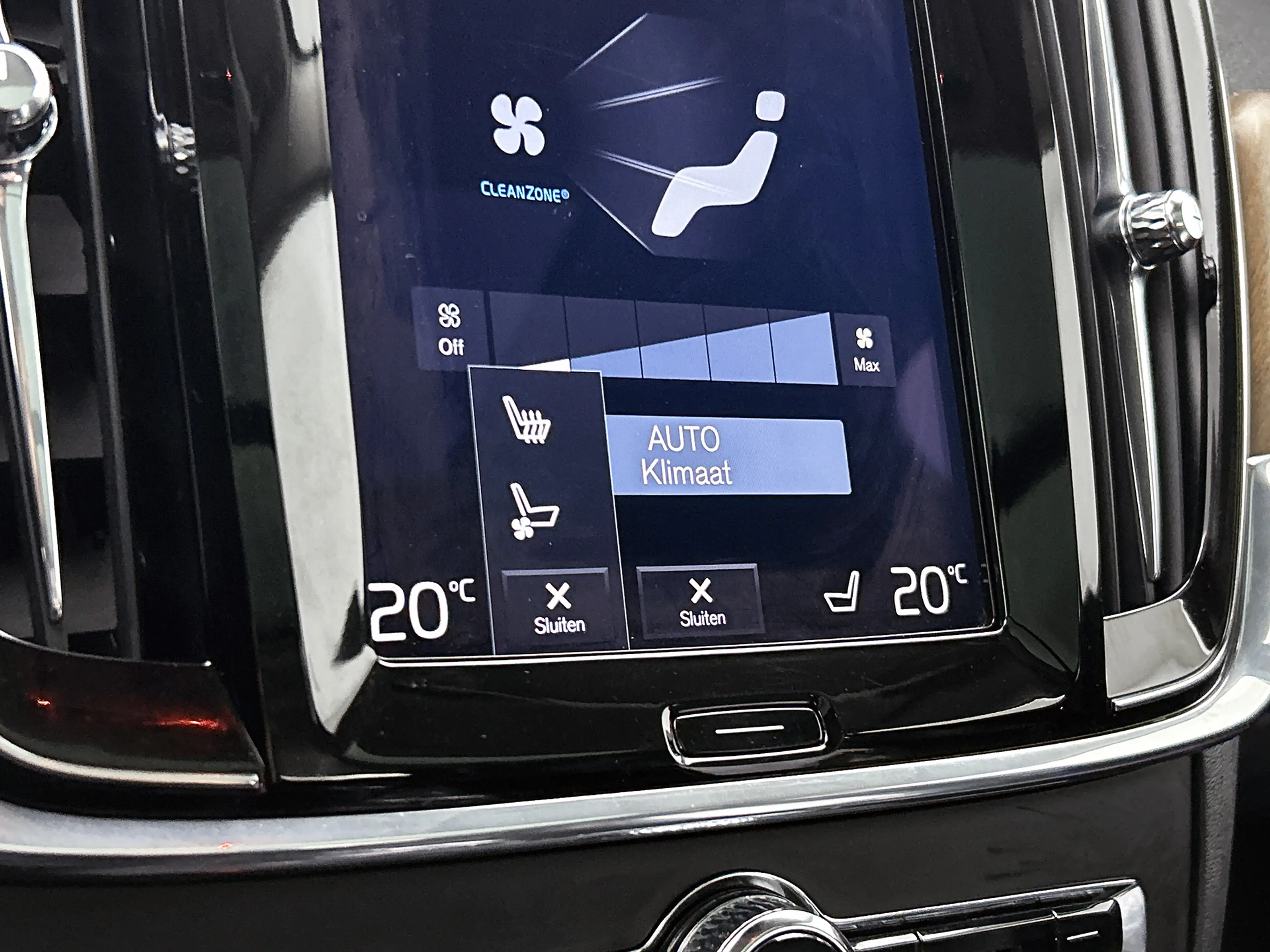 Volvo V90 2.0 T8 AWD Inscription / Panorama dak / Adap-Cruis — photo 10