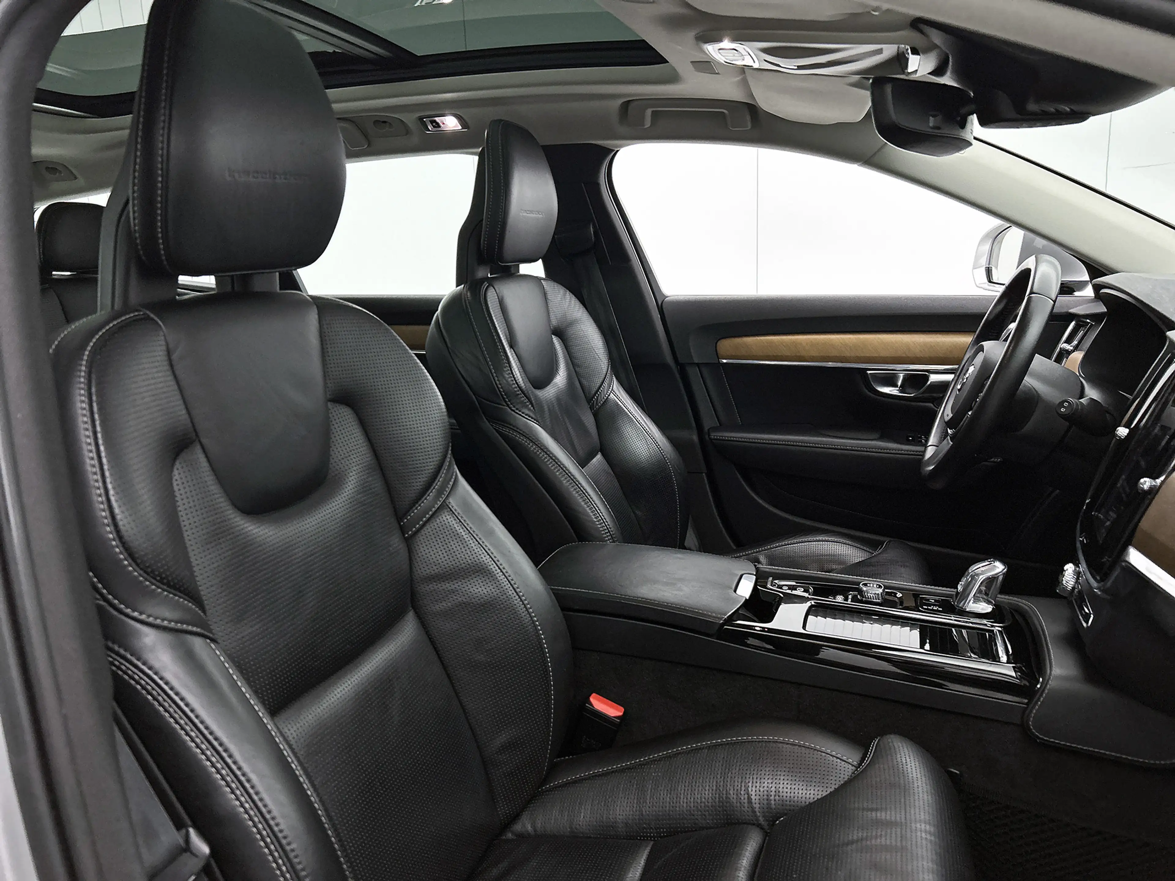 Volvo V90 2.0 T8 AWD Inscription / Panorama dak / Adap-Cruis — photo 42