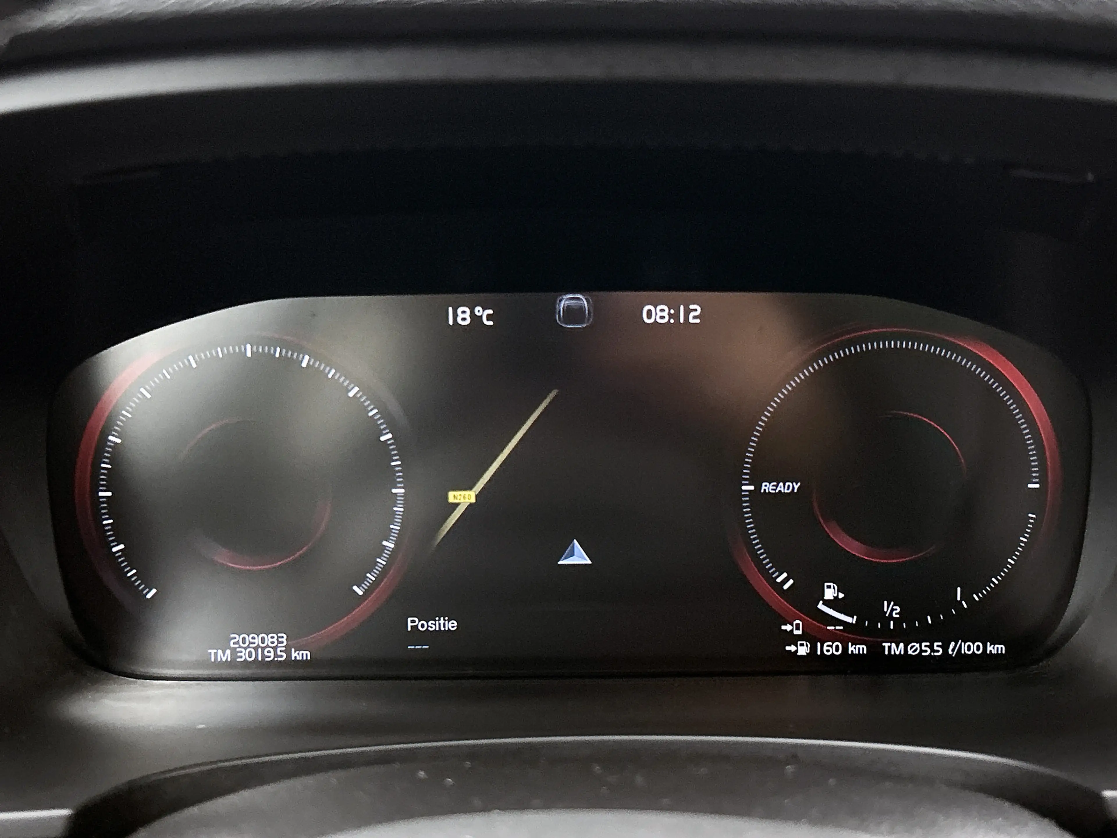 Volvo V90 2.0 T8 AWD Inscription / Panorama dak / Adap-Cruis — photo 20