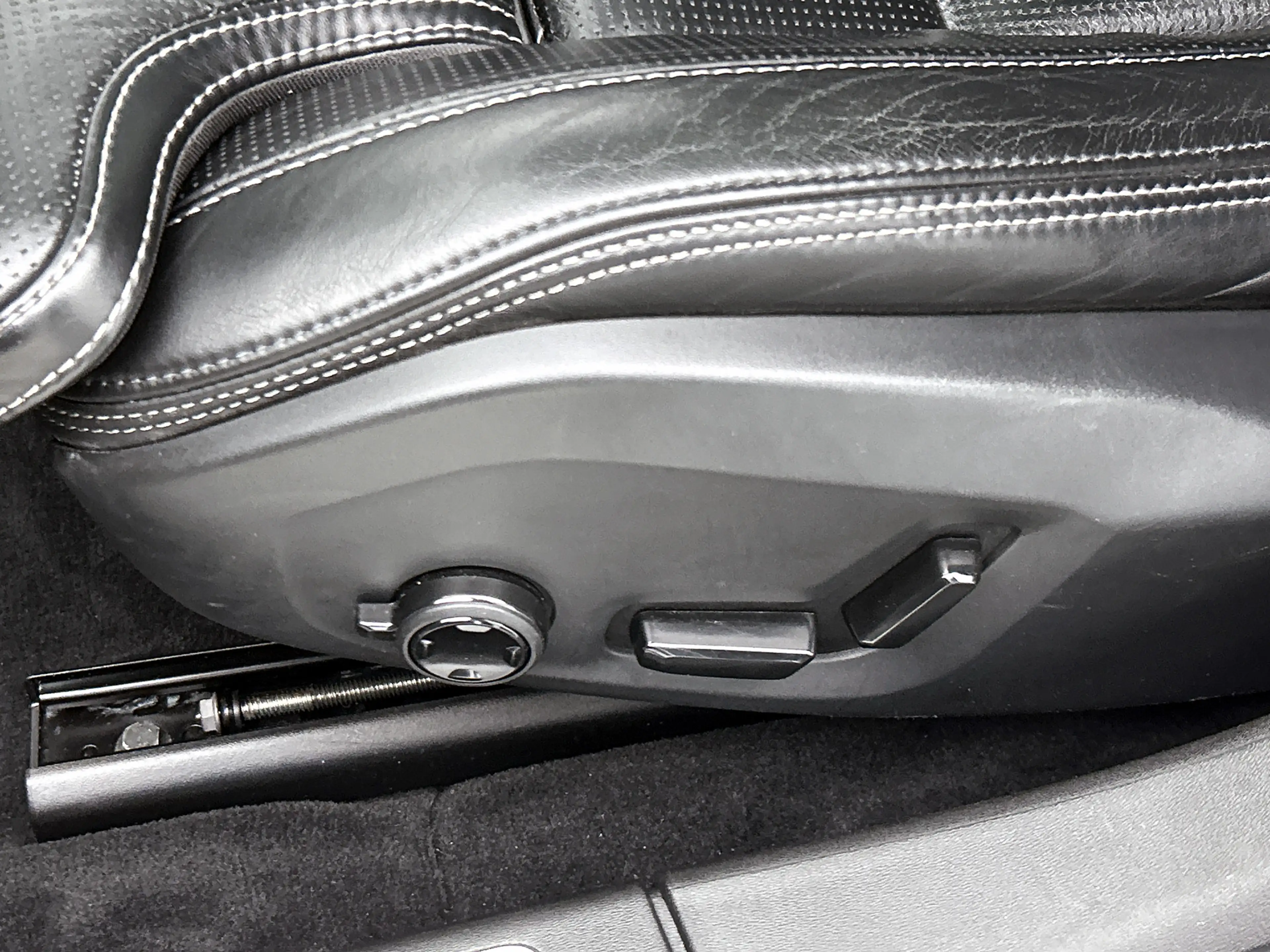 Volvo V90 2.0 T8 AWD Inscription / Panorama dak / Adap-Cruis — photo 22
