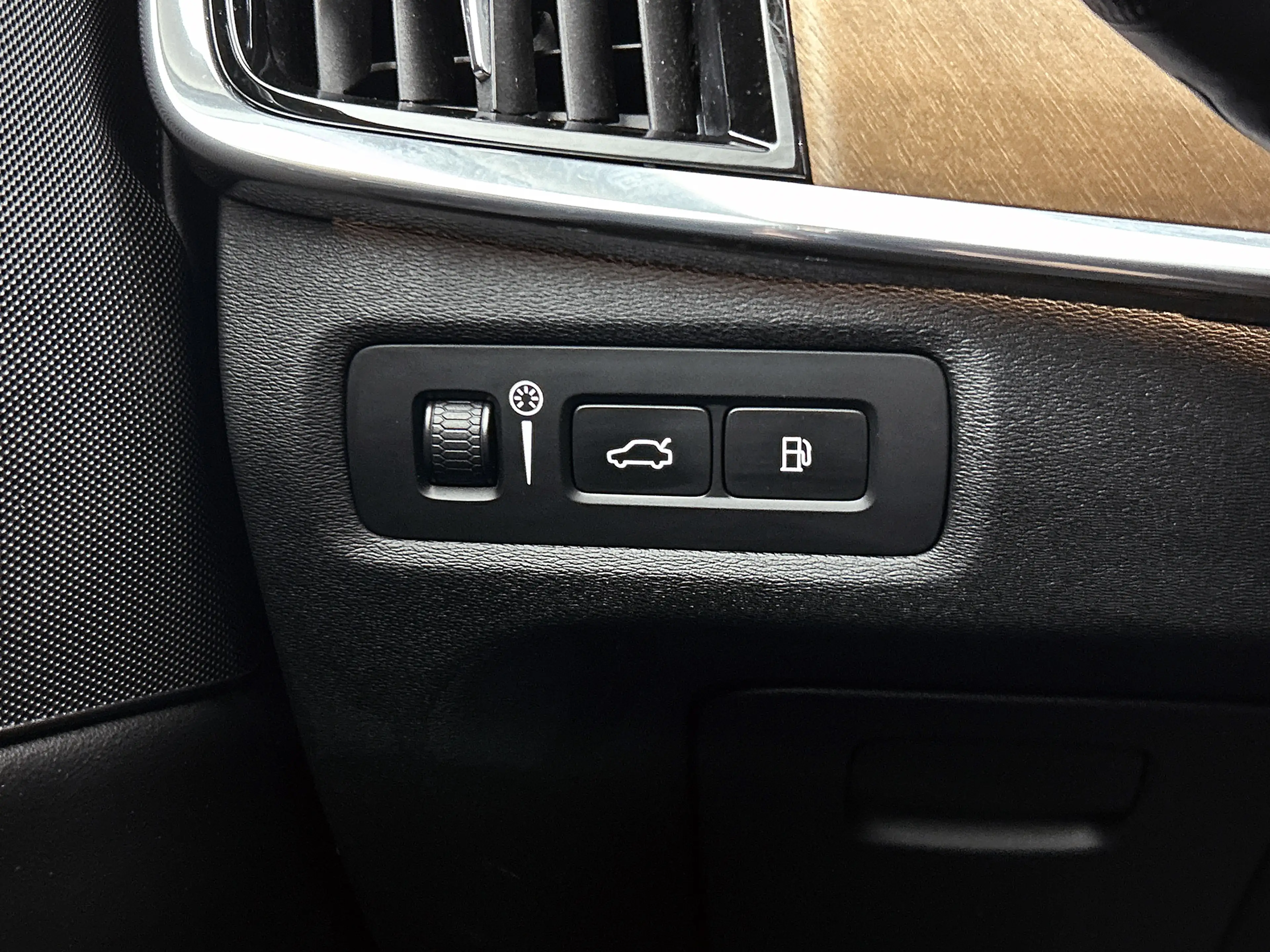 Volvo V90 2.0 T8 AWD Inscription / Panorama dak / Adap-Cruis — photo 26