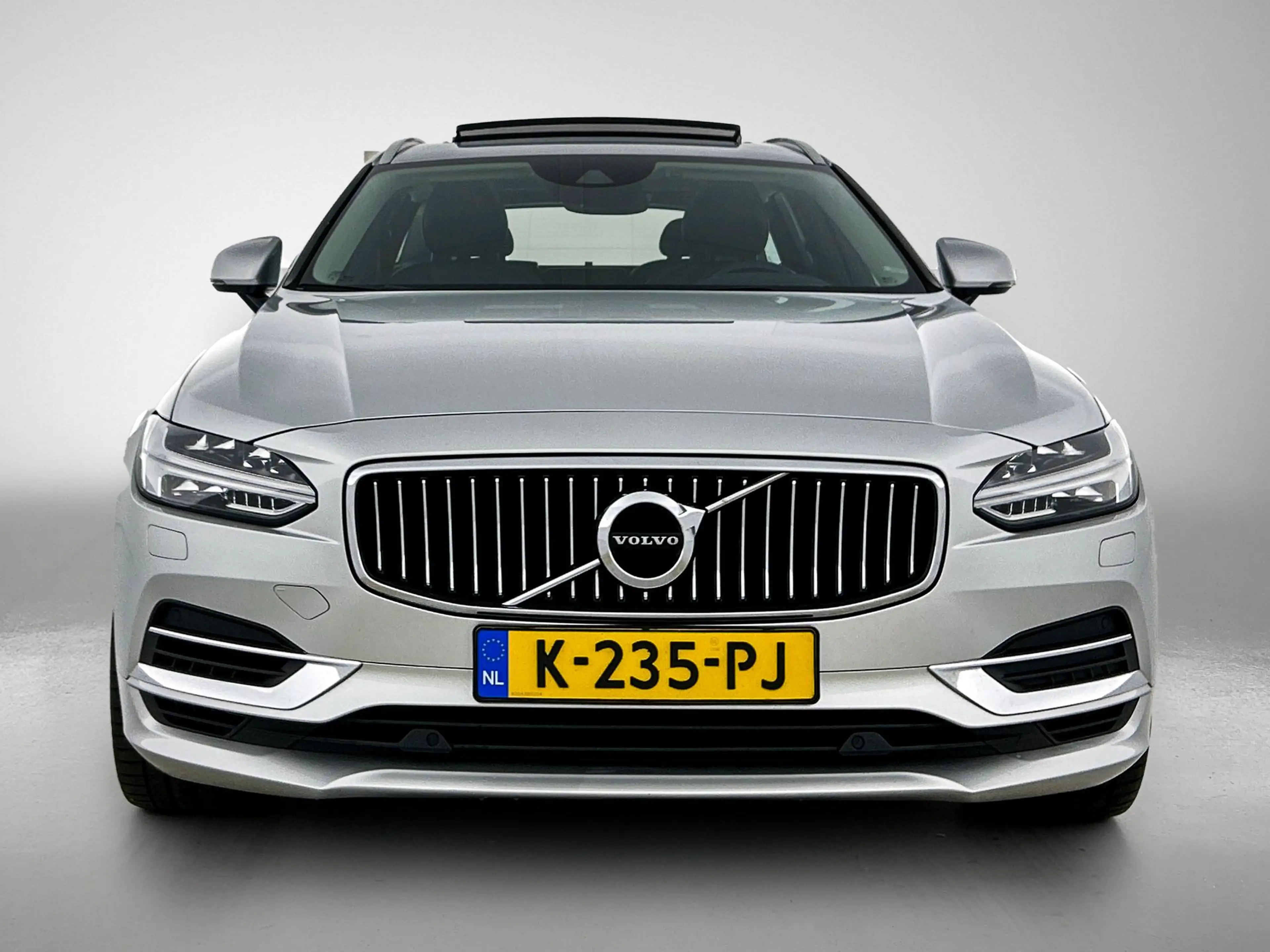 Volvo V90 2.0 T8 AWD Inscription / Panorama dak / Adap-Cruis — photo 7