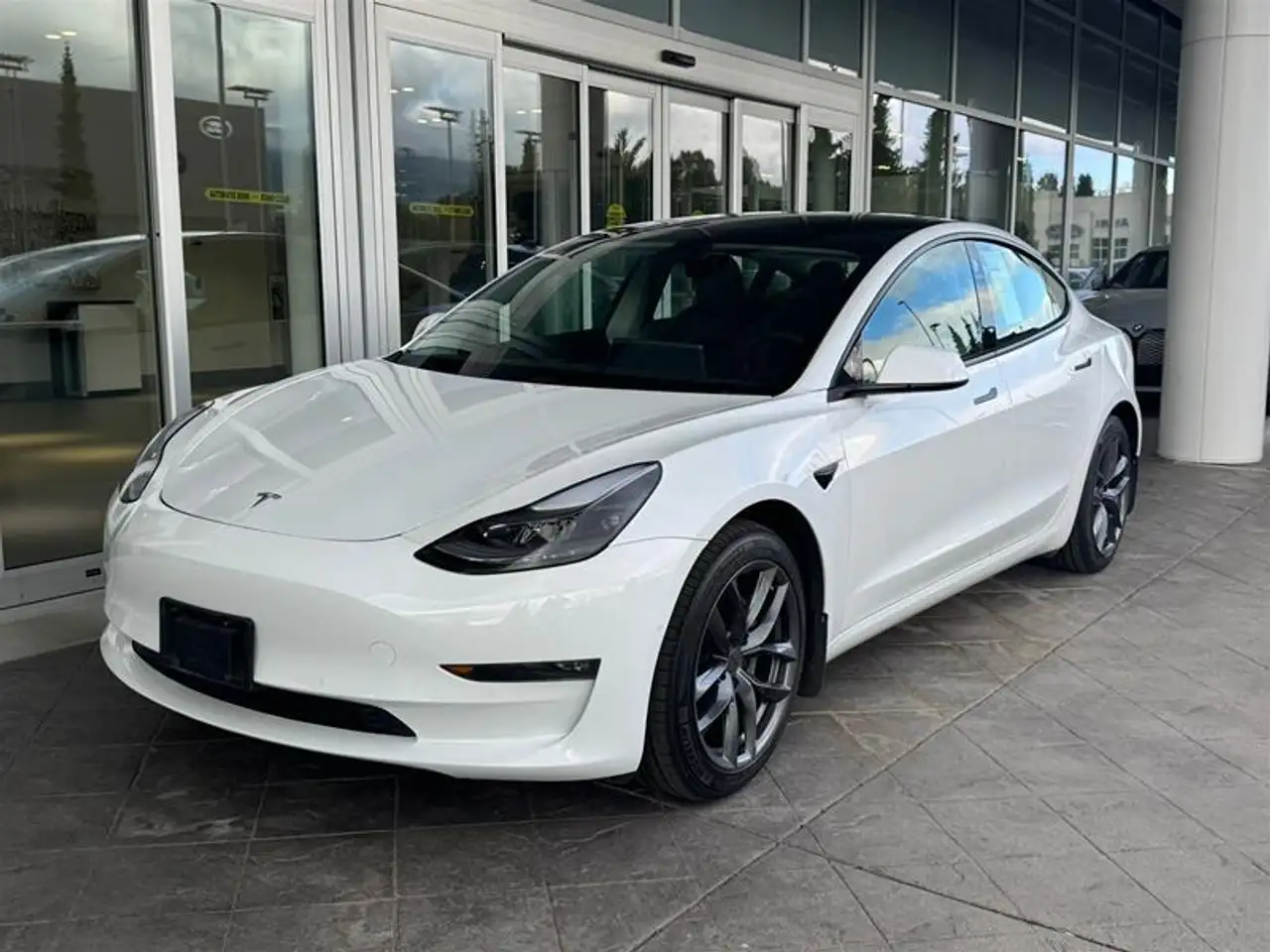 Tesla Model 3 photo Tesla Model 3