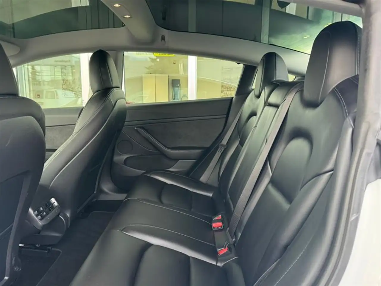 Tesla Model 3 photo Tesla Model 3