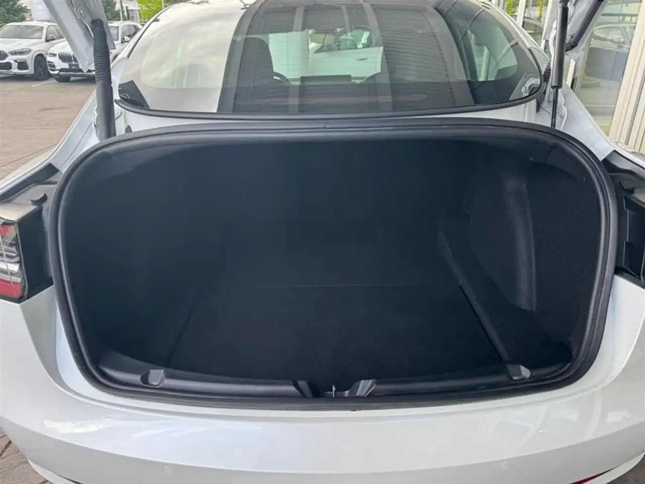 Tesla Model 3 photo Tesla Model 3
