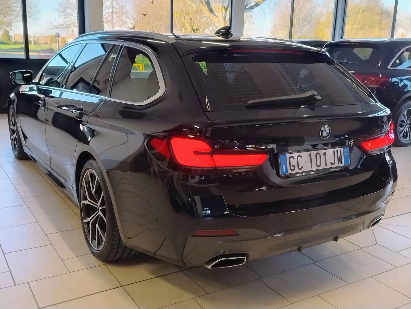 BMW 530 LCI 530d Touring xdrive Msport *COMFORT*LIVE*LUCI Noir - 2