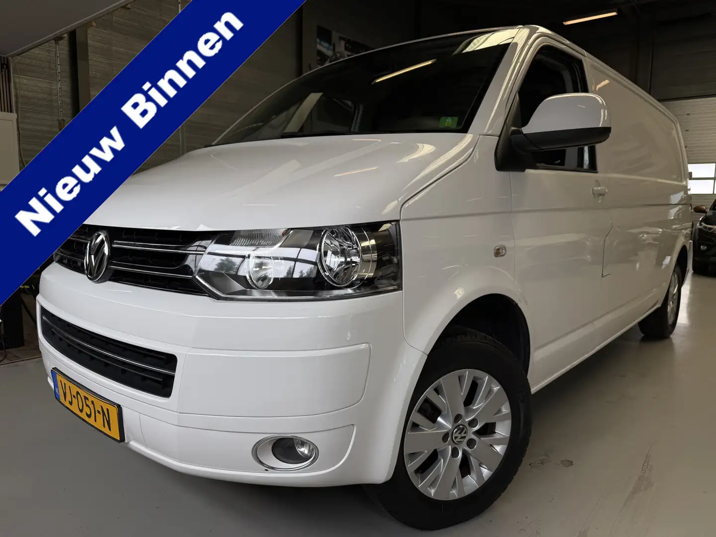 Volkswagen T5 Transporter 2.0 TDI L2H2 PDC, Airco, Cruise Blanco - 1