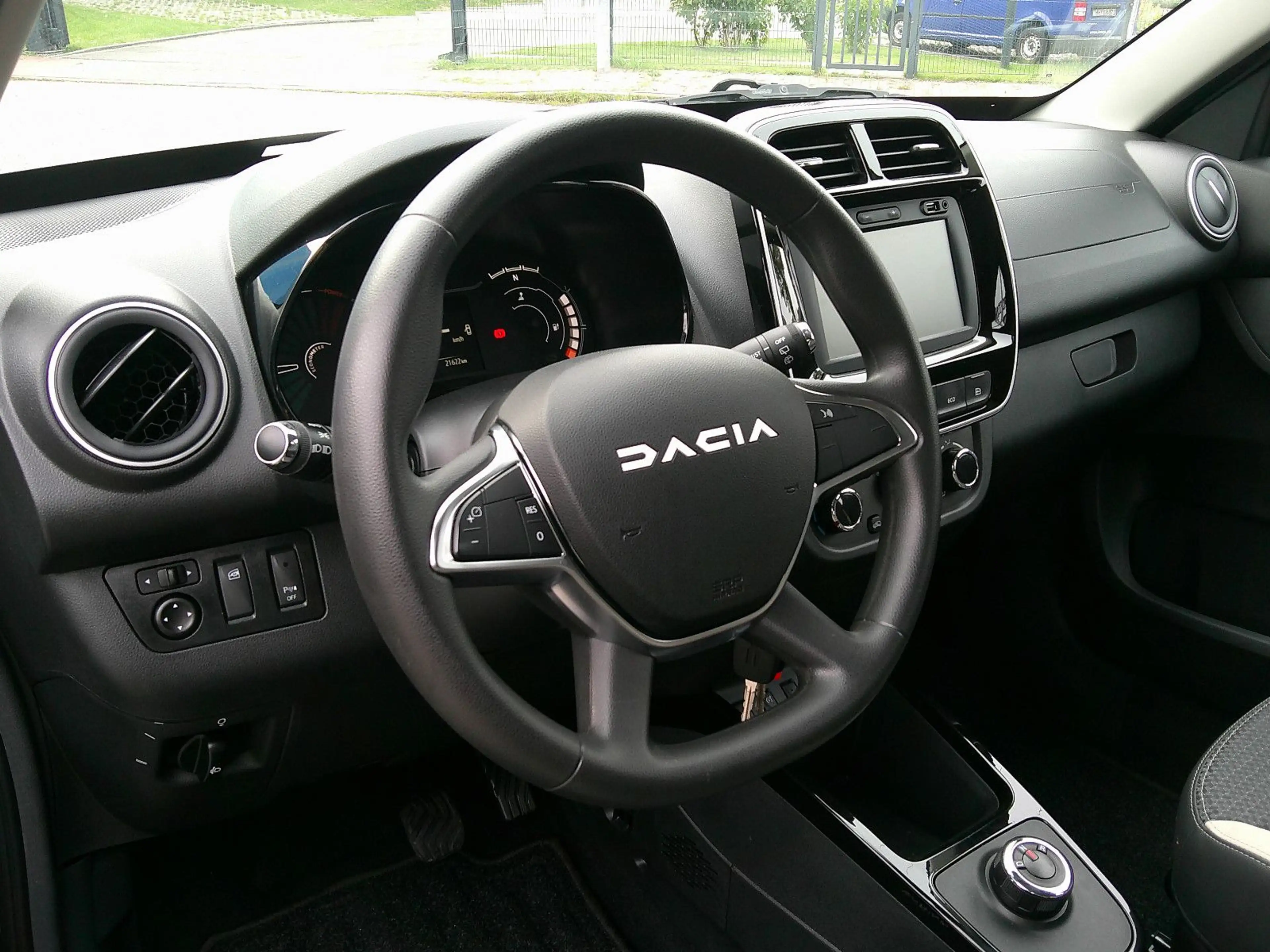 Dacia Spring Electric Essential CCS Inkl. Batterie — photo 4