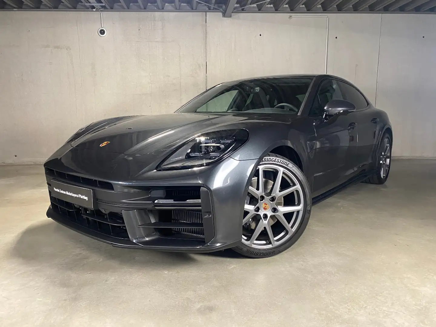 Porsche Panamera 4 | SportDesign Paket | Surround View | Grau - 2