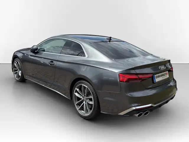 Audi S5 view 9