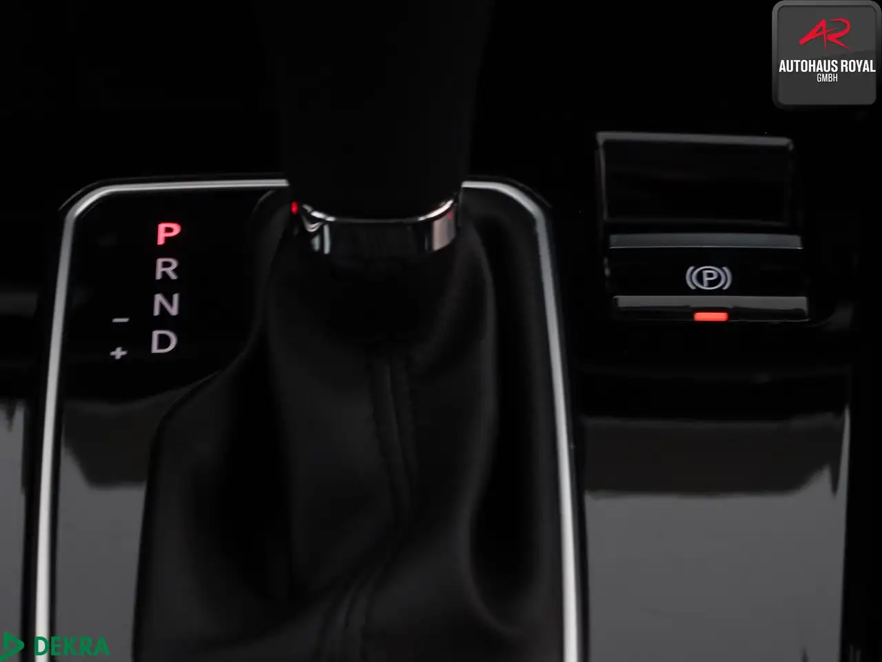 Jeep Compass Compass 1.5 GSE T4 48V e-Hybrid ALTITUDE 360GRAD 24