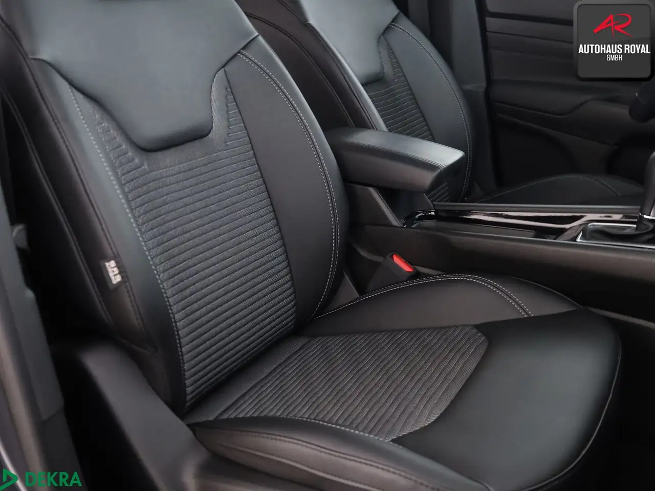 Jeep Compass Compass 1.5 GSE T4 48V e-Hybrid ALTITUDE 360GRAD 11