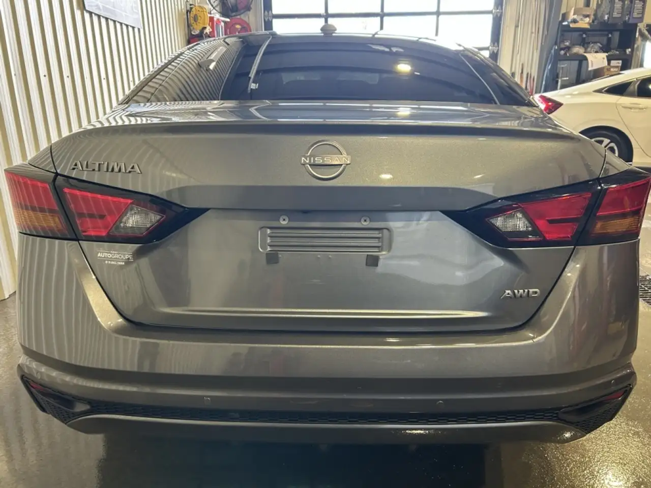 Nissan Altima снимка Nissan Altima