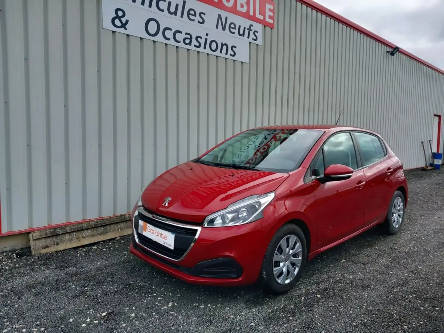 Peugeot 208 1.5 BlueHDI 100 S/S ACTIVE Rosso - 1