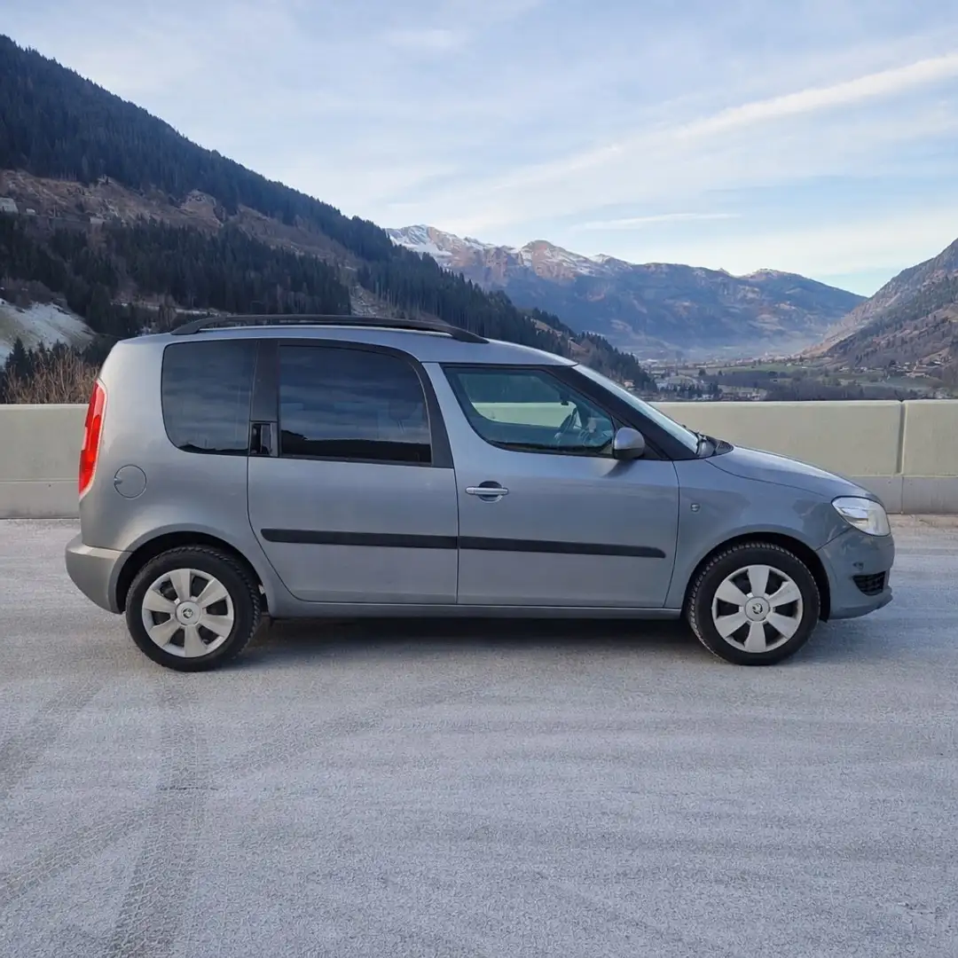 Skoda Roomster Classic 1,2 L Grau - 2