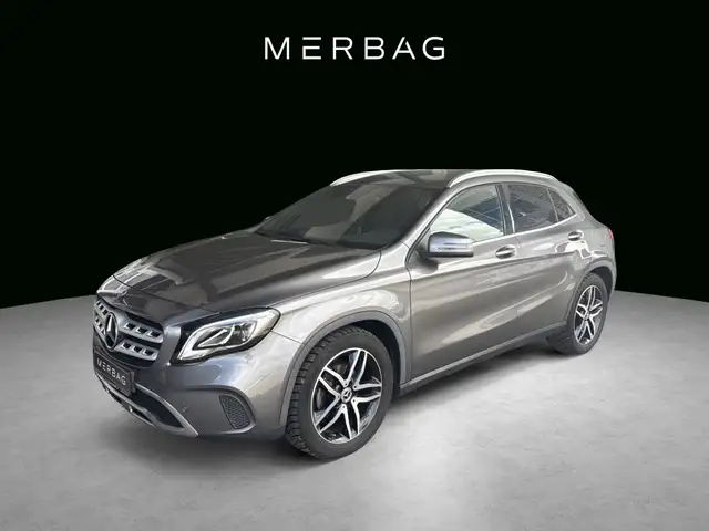 Mercedes-Benz GLA 180 Sport Sport AHK STANDHEIZUNG KAMERA LED