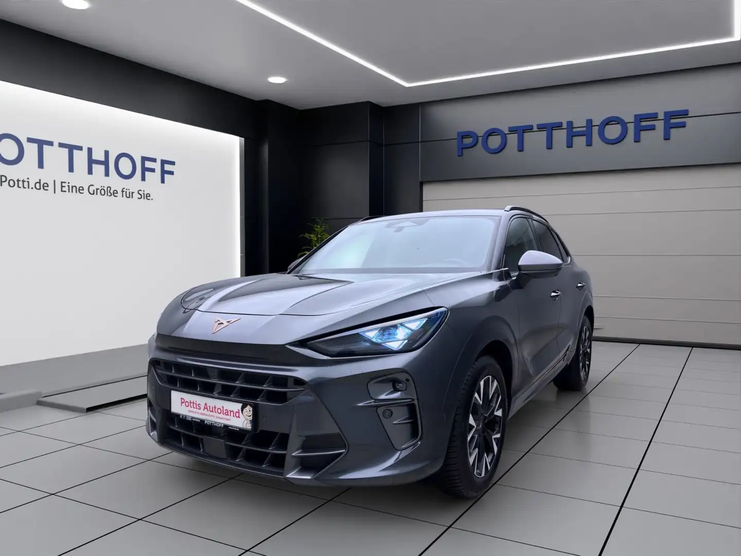 CUPRA Terramar 1.5 eTSI DSG NAVI KAMERA PDC SITZHZG KL Grau - 1