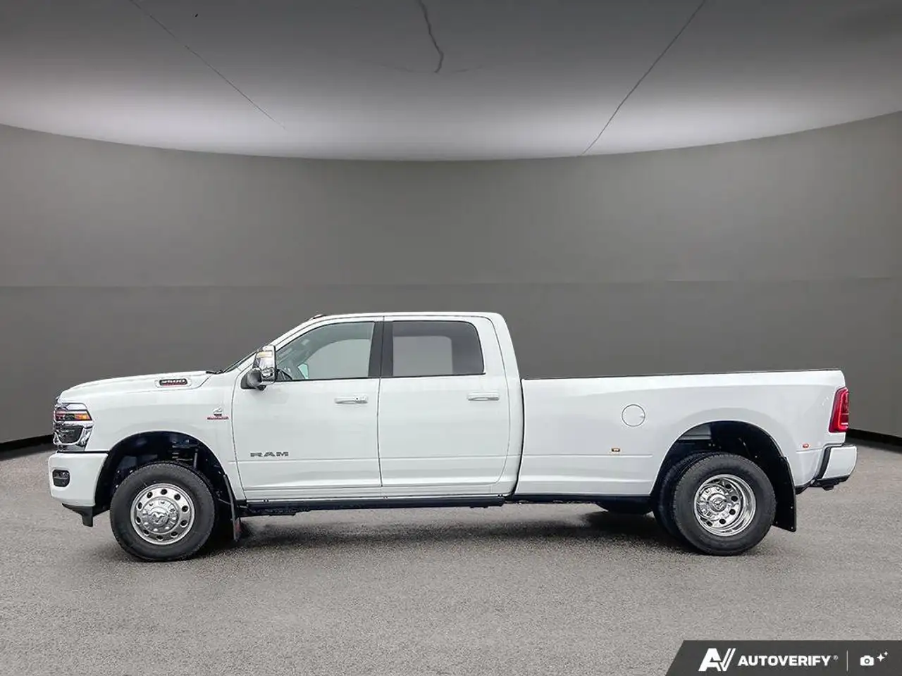 RAM 3500 снимка RAM 3500
