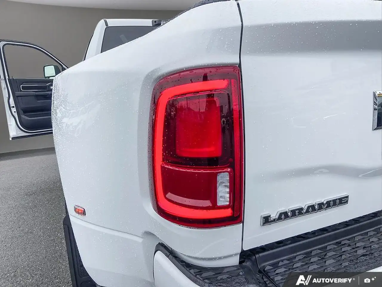 RAM 3500 снимка RAM 3500