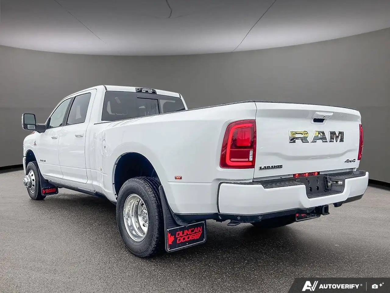 RAM 3500 снимка RAM 3500