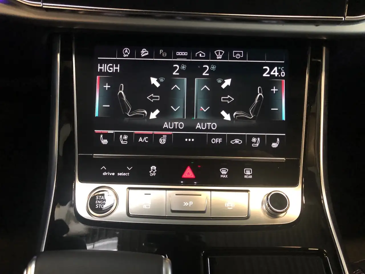 Audi Q8 55 TFSI qu. S line Matrix|AAS|PAN|HUD|elS|AHK 12
