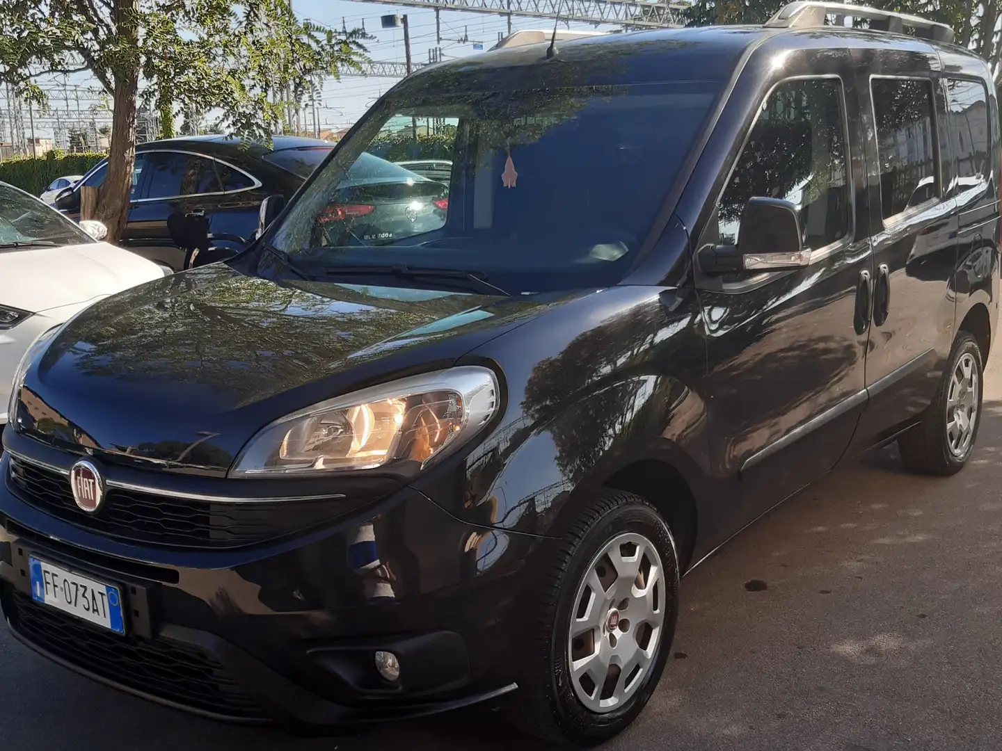 Fiat Doblo Doblo 1.4 tjt 16v Lounge 120cv Negru - 2