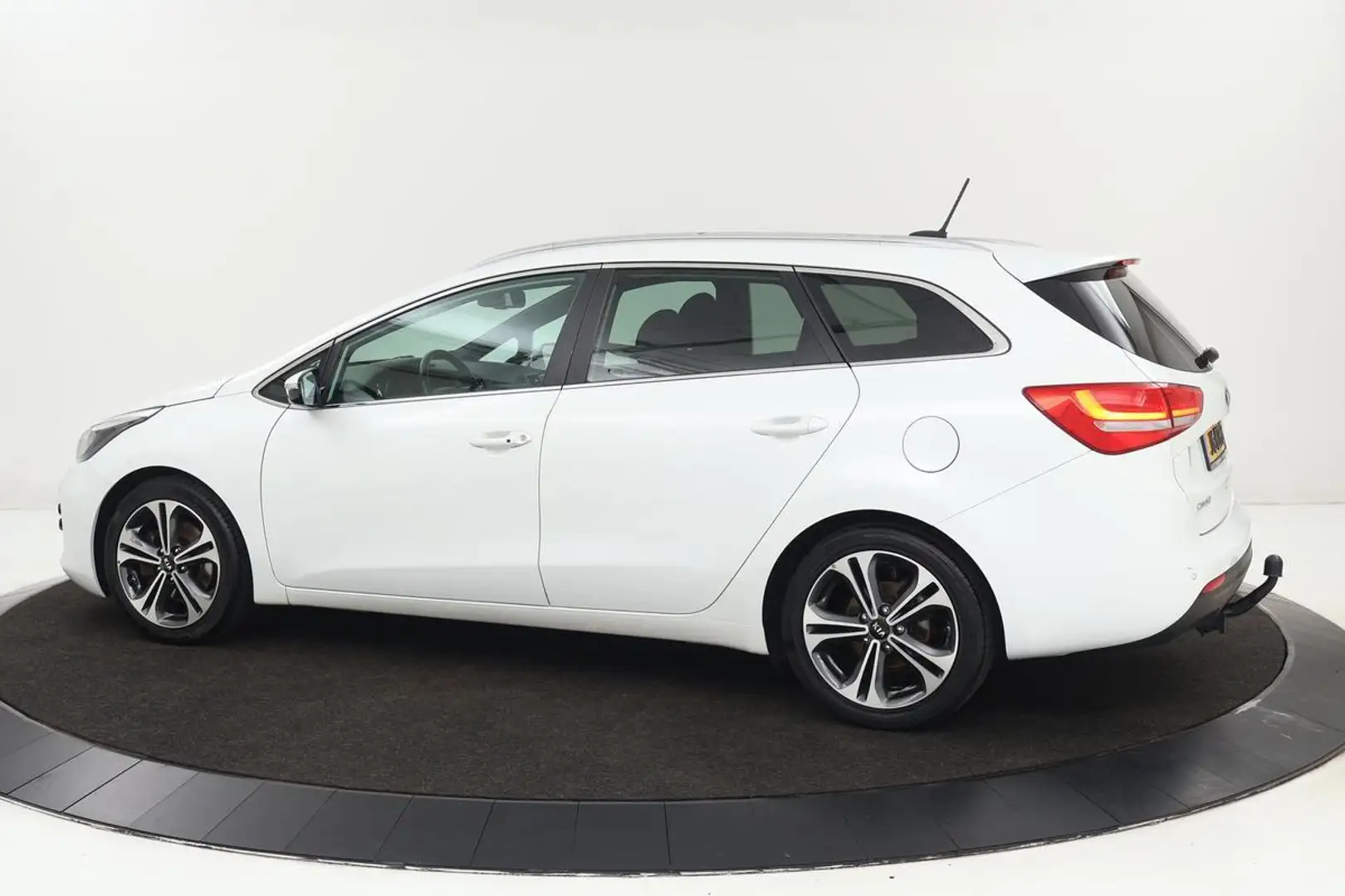Kia Ceed / cee'd 1.0 T-GDi GT-Line | 1e eigenaar | Stoel & stuurver Blanc - 2