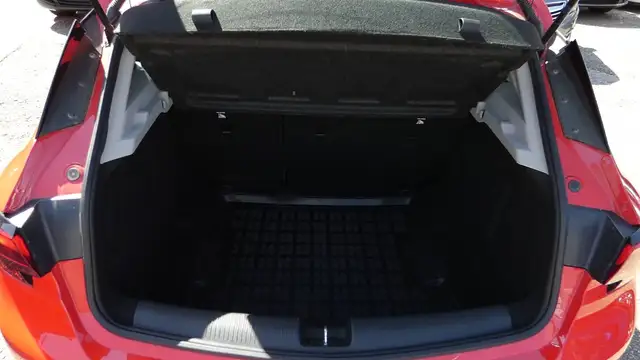 Opel Astra view 11